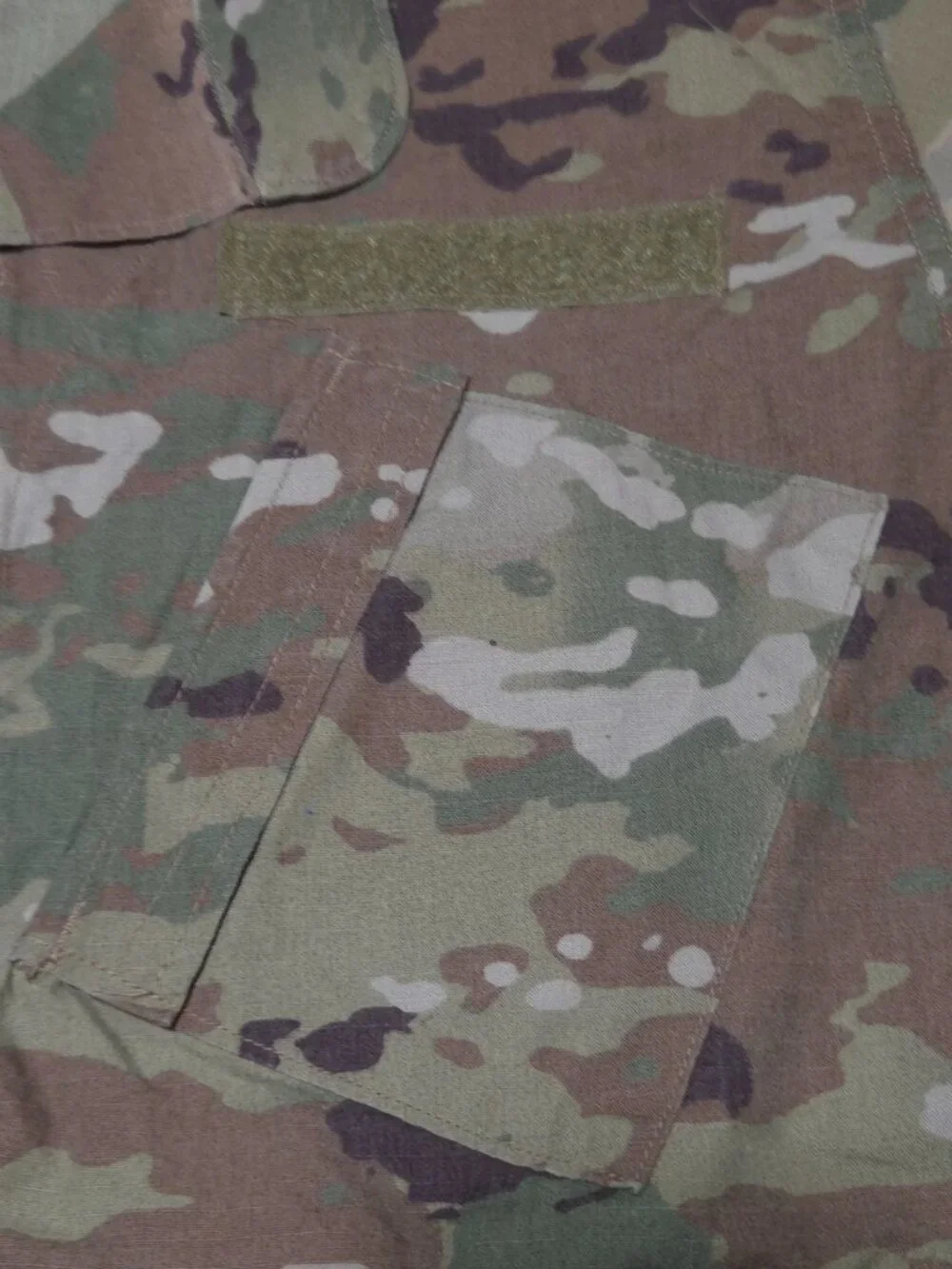 USGI Dept of the Army Combat Uniform Coat Unisex 8415-01-598-9987 Medium Regular